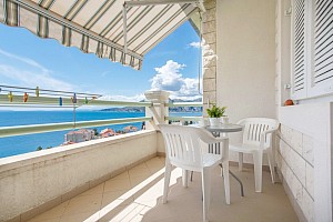 Apartmány s parkoviskom Nemira, Omiš