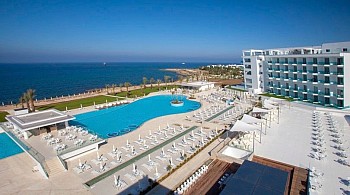 King Evelthon Beach Hotel and Resort *****