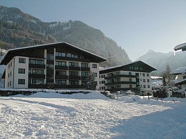 Kaprun Apartments ***